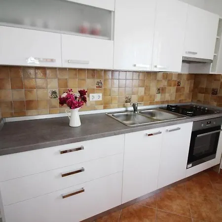 Anna Premium Comfortable Holiday Porec