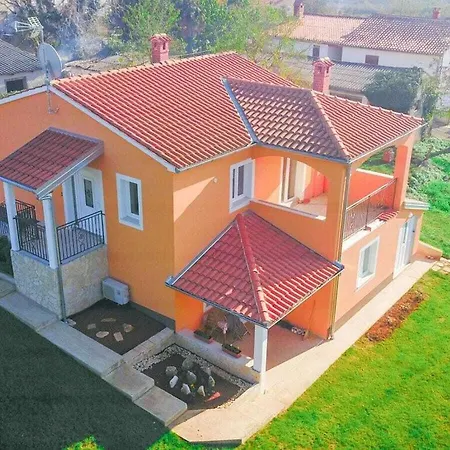 Anna Premium Comfortable Holiday Porec
